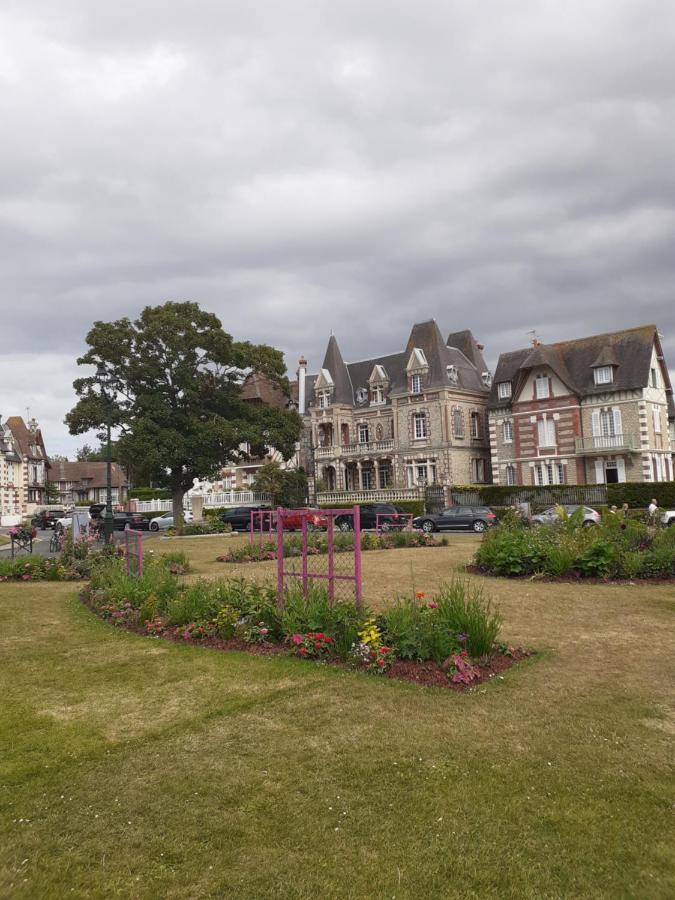 L'Annexe Apartman Cabourg Kültér fotó